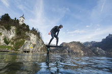 Carica l&#39;immagine nel visualizzatore di Gallery, action_shot
