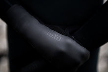 Lade das Bild in den Galerie-Viewer, action_shot