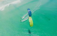 Lade das Bild in den Galerie-Viewer, action_shot