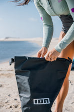 Cargar imagen en el visor de la galería, ION Dry Bag 2024