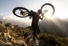 Load image into Gallery viewer, action_shot
